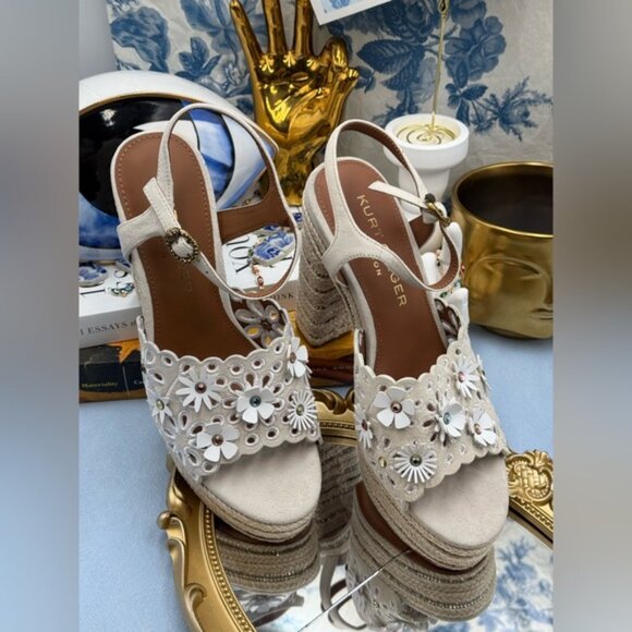 🆕 KURT GEIGER LONDON 🧿 NWOB Flower Platform Sandal, Bone Suede Sz EU 37 US 7 - Picture 2 of 16